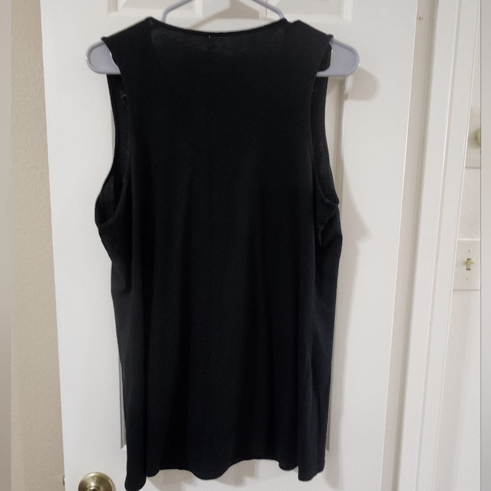 Sz L INC Embroidered Black and Off-White Blouse - Picture 4 of 13